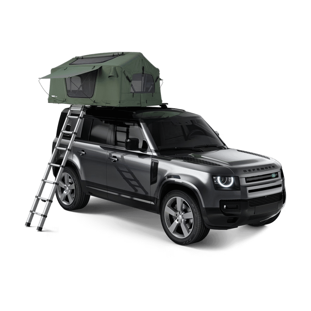 Tente de toit Thule Foothill installée sur la galerie d’un SUV compacte en mode déplié